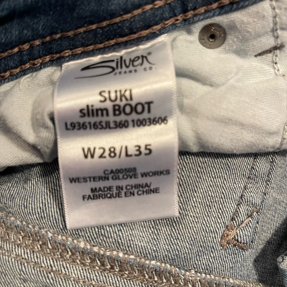 Silver jeans size 28/35L no rips or holes